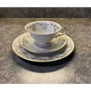 Vintage Elegant Edelstien Bavaria Ivory & Gold Floral Tea Cup Saucer Plate 17144